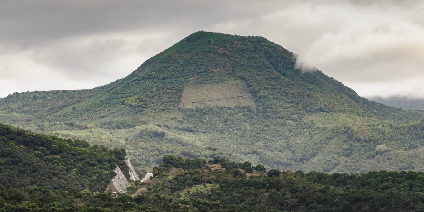 Volcán Cebadilla en San Blas: cómo verlo y subirlo